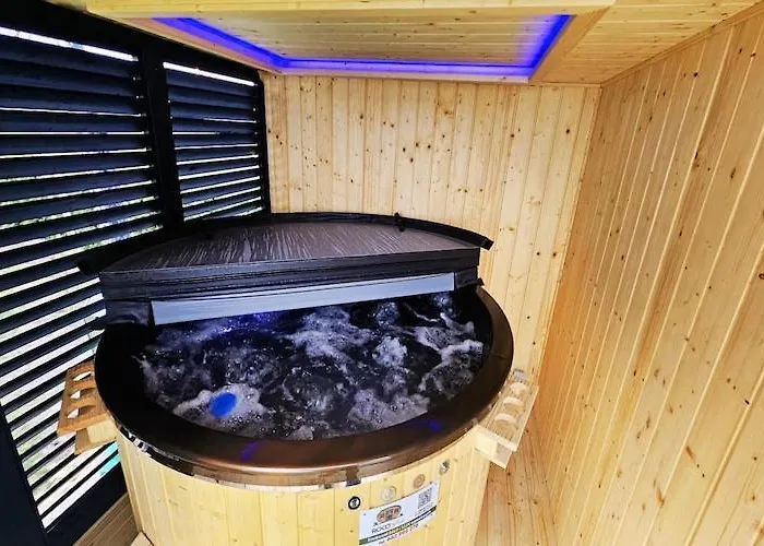 Homes, Summer Pool, Whirlpool, Sauna Гонски